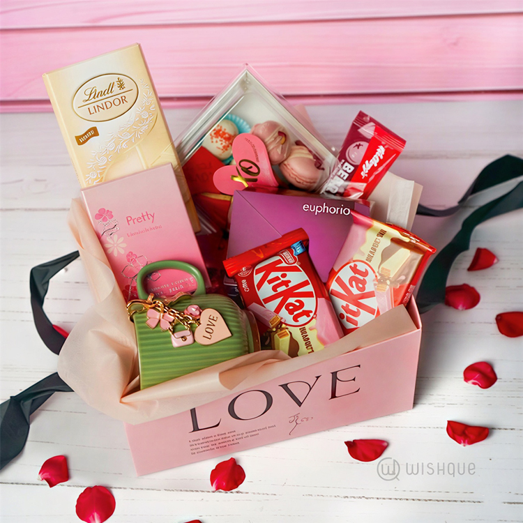 Pretty in Pink Euphoria Fragrance Gift Box