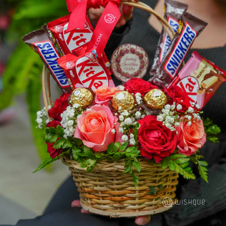 Sweetest Sentiments Bloom Basket