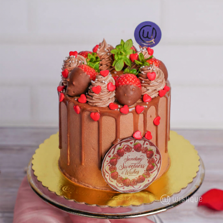 Berry Much In Love Chocolate Cake