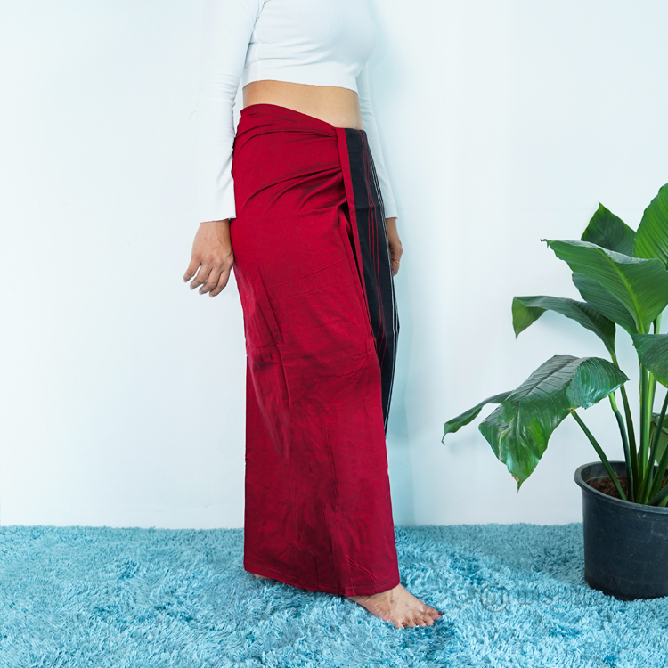 Maroon & White Line Avurudu Handloom Lungi