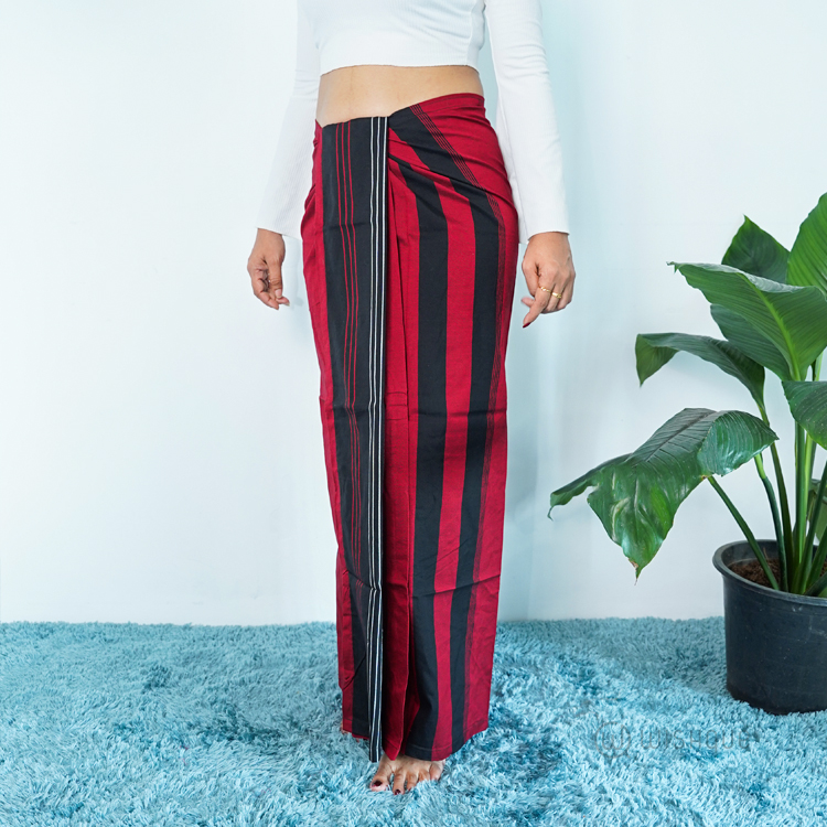 Maroon & White Line Avurudu Handloom Lungi