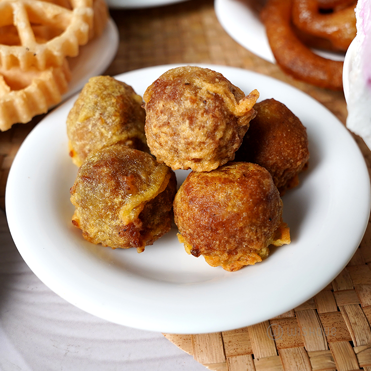 Avurudu Sweet Traditions Box
