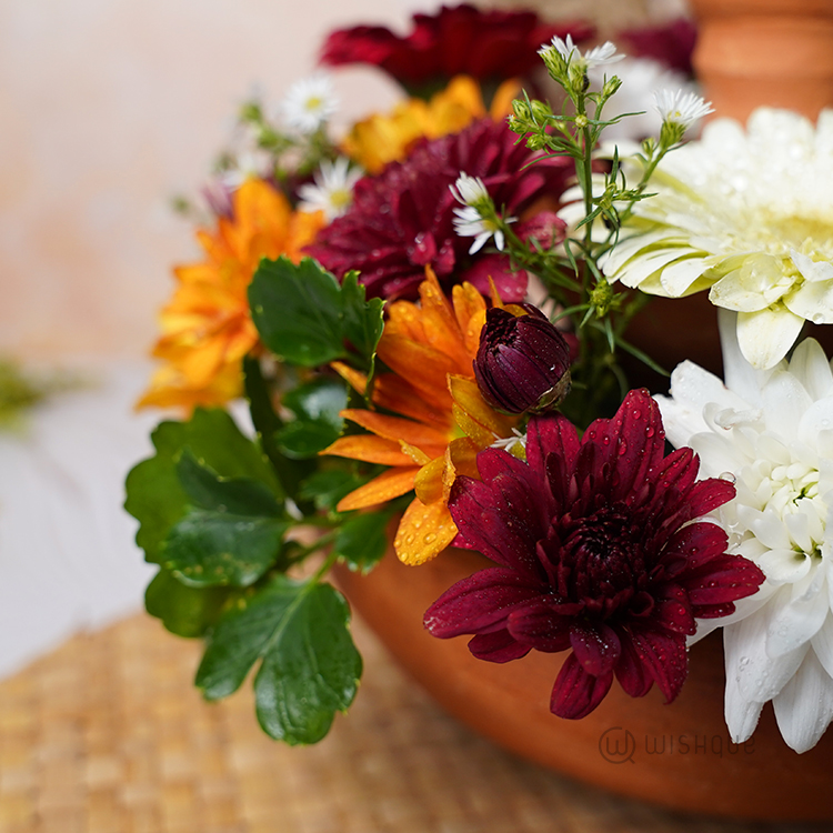 A Blooming Glow Clay Lamp Arrangement
