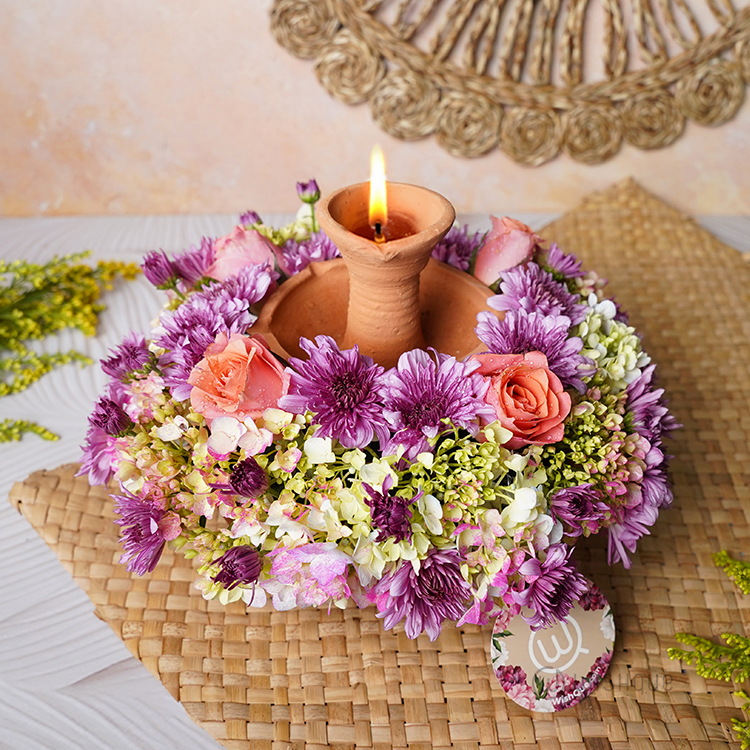 Avurudu Sparkle Clay Lamp Arrangement