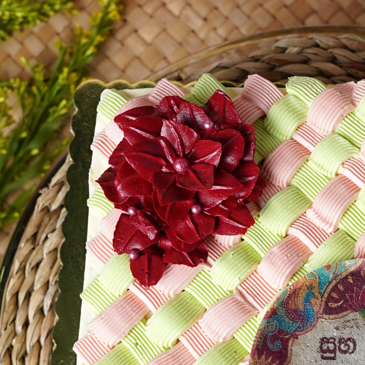 Avurudu Rasa Woven Ribbon Cake