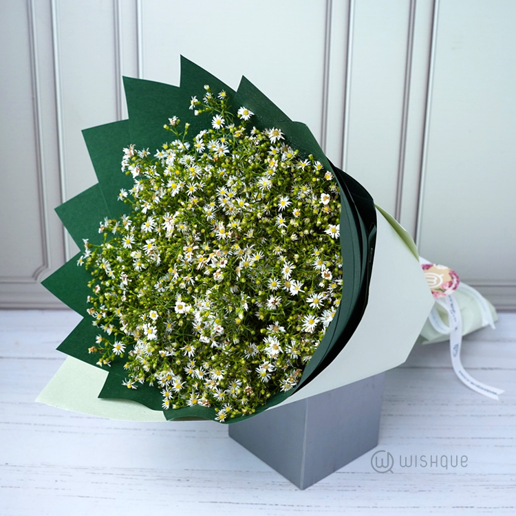 Little White Micheal Posy