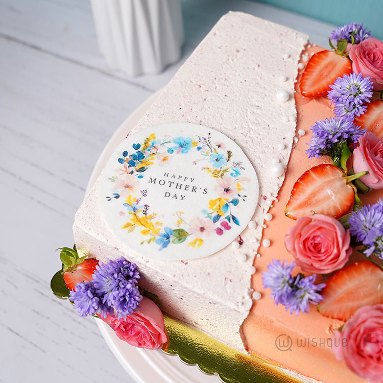 Fresh Blush Blooms Strawberry Blended Vanilla Cake