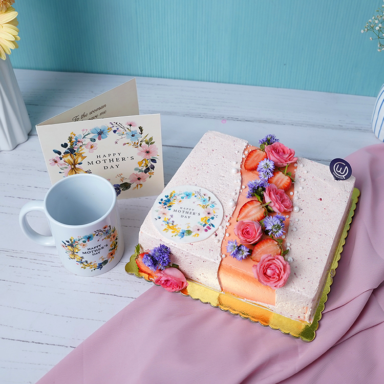 Blush Bloom Happy Mother's Day Gift Set