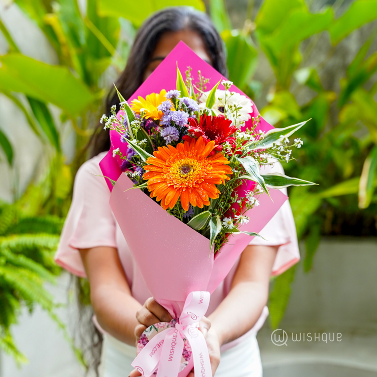 Vivid Bliss Elegant Love Bloom