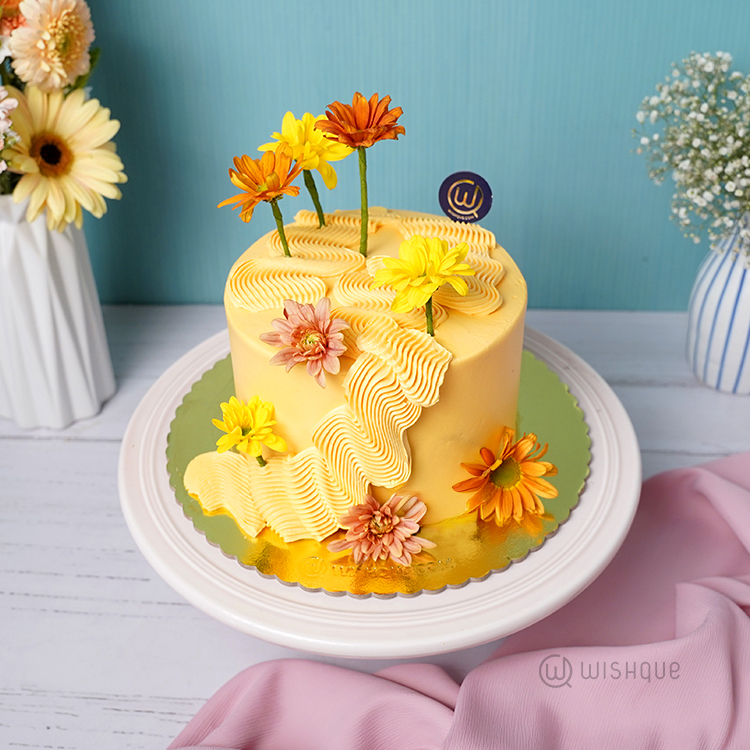 Yellow Petal Cascade Gift Set