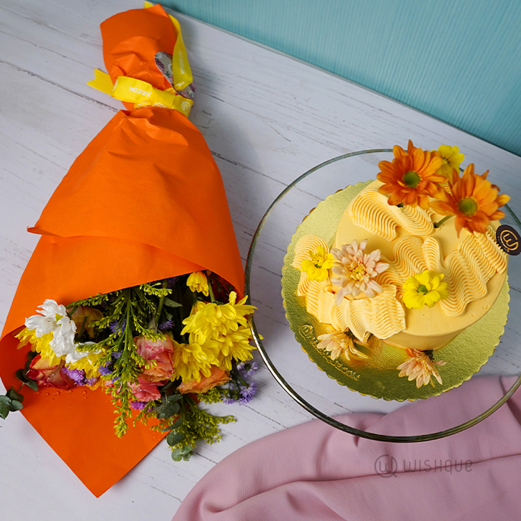 Yellow Petal Cascade Gift Set