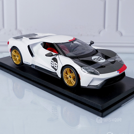 Maisto 2021 Ford GT Heritage White Special Edition