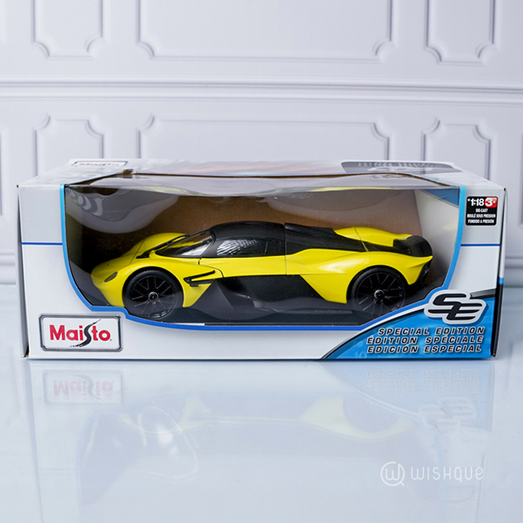 Maisto Aston Martin Valkyrie Yellow Green Model