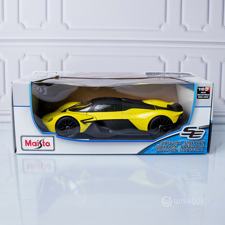 Maisto Aston Martin Valkyrie Yellow Green Model