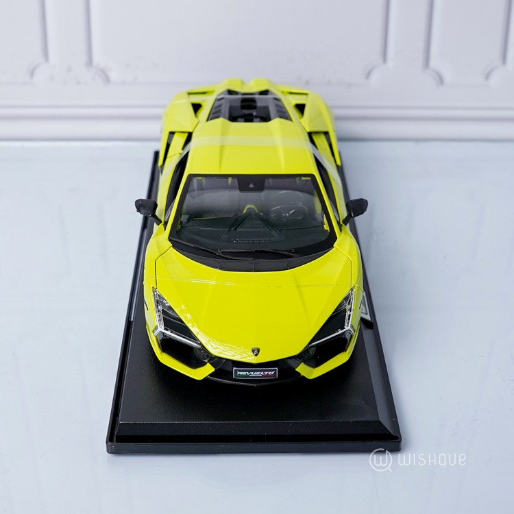 Maisto Lamborghini Revuelto Diecast Model Car - Neon Green