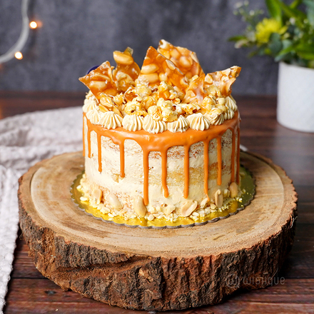 Peanut Butter Popcorn Crunchy Cake