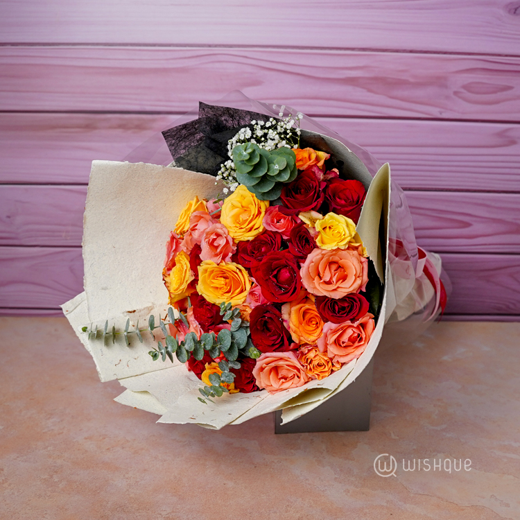 Love in Three Hues Fresh Roses Bouquet