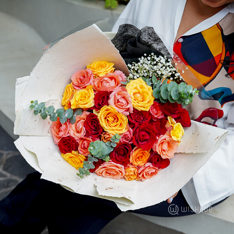 Love in Three Hues Fresh Roses Bouquet