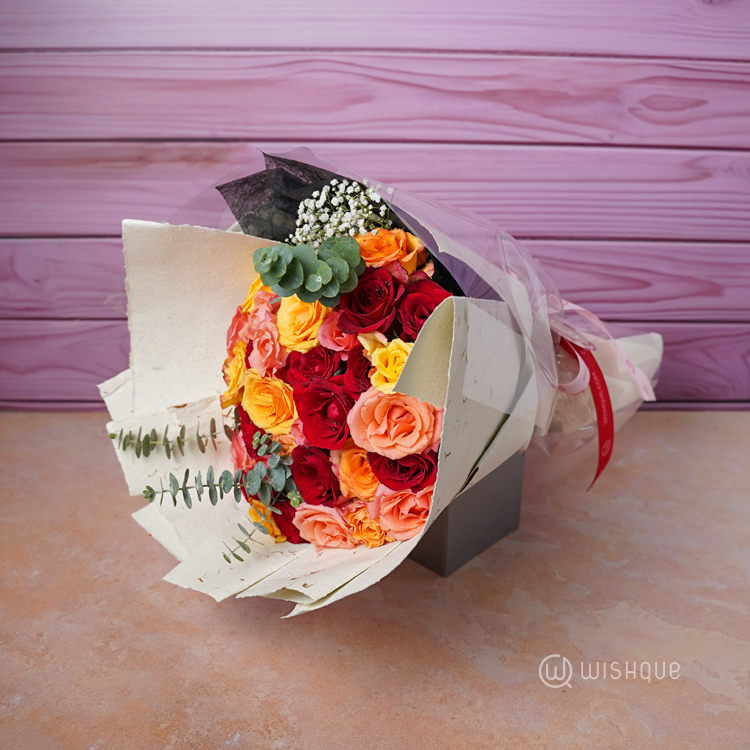 Love in Three Hues Fresh Roses Bouquet