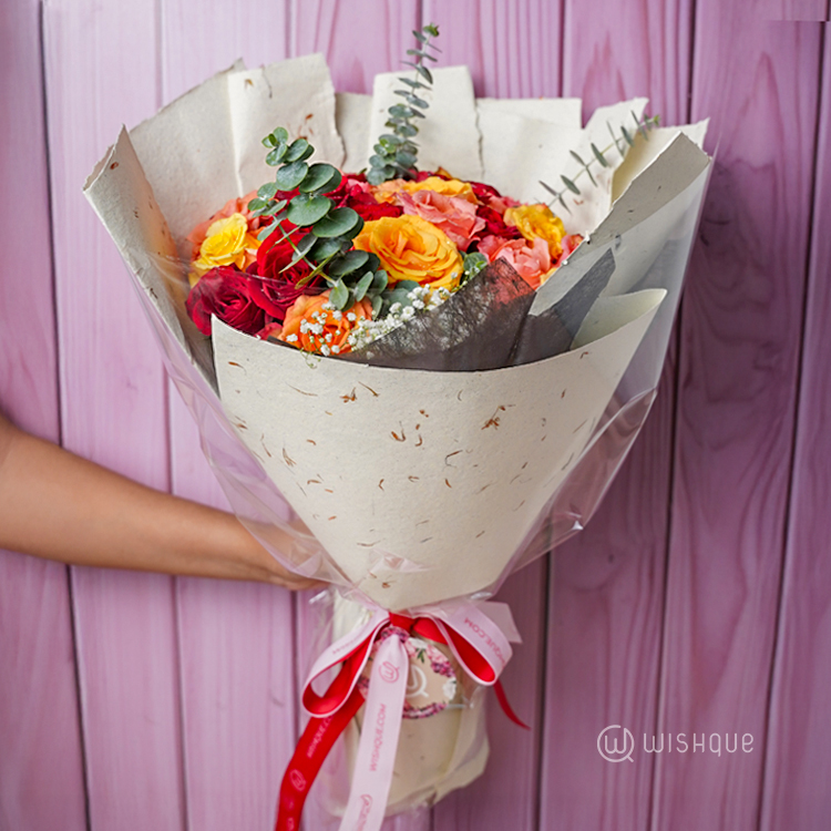 Love in Three Hues Fresh Roses Bouquet