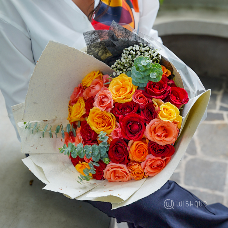 Love in Three Hues Fresh Roses Bouquet