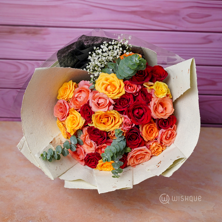 Love in Three Hues Fresh Roses Bouquet