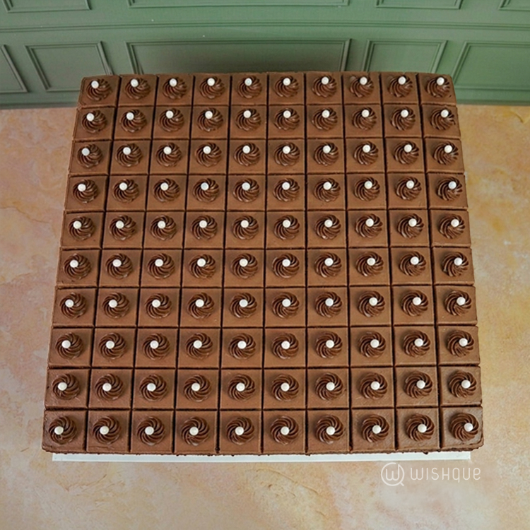 Grand Celebration Chocolate Cake Party Pack