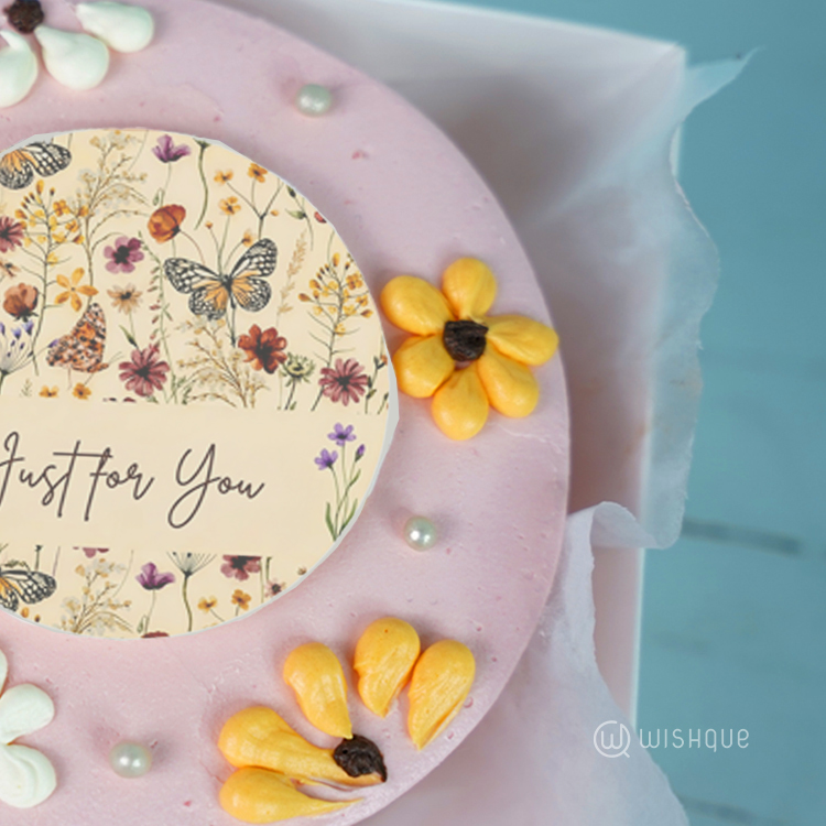 Daisy Blossom Red Velvet Bento Cake