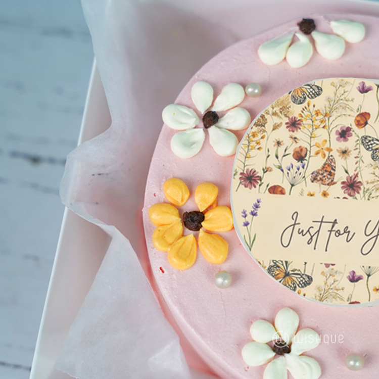 Daisy Blossom Red Velvet Bento Cake