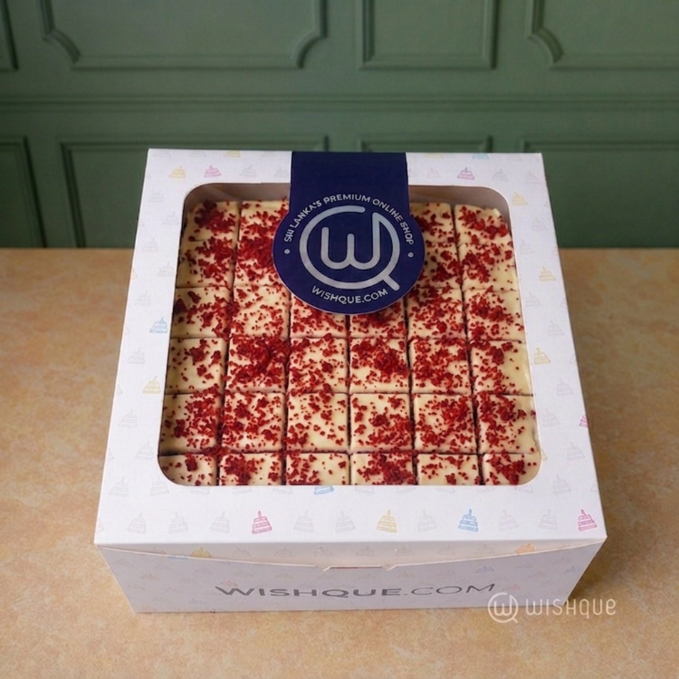 Grand Celebration Red Velvet Cake Party Pack