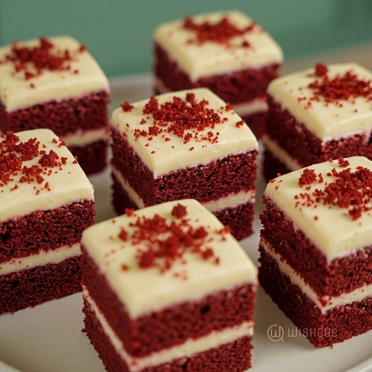 Grand Celebration Red Velvet Cake Party Pack