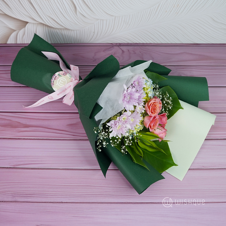 Green Rosy Floral Bouquet