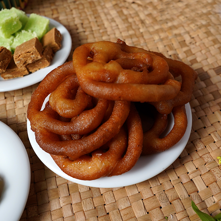 Avurudu Kavili Hamper - Large Box