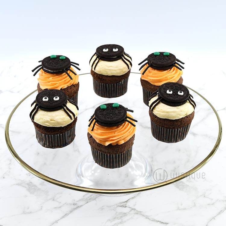 Monstrous Spider Oreo Halloween Cupcakes