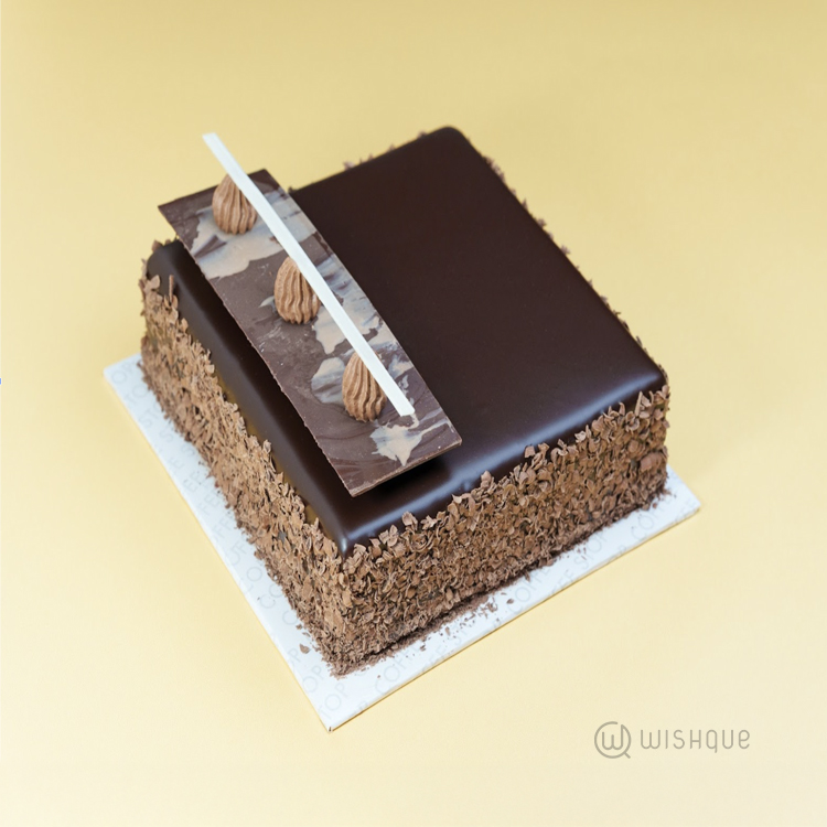 Chocolate Chip 1kg Cake