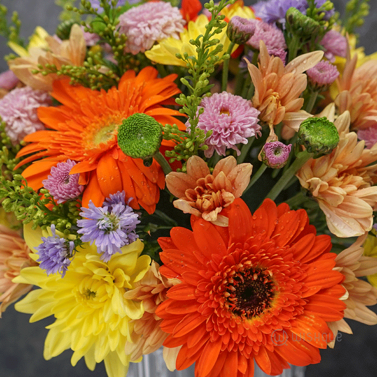 Wilderness Chrysanthemum Crystal Glass Vase Arrangement
