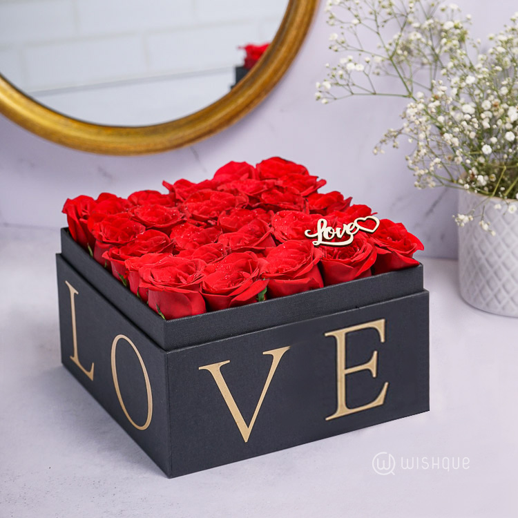 Enchanted Roses Love Box