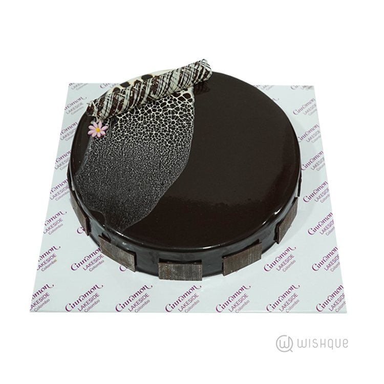 Domino Cake
