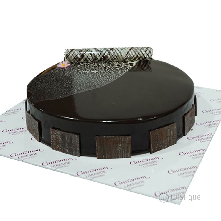 Domino Cake