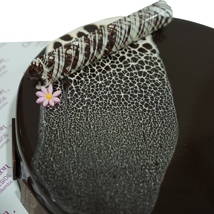 Domino Cake